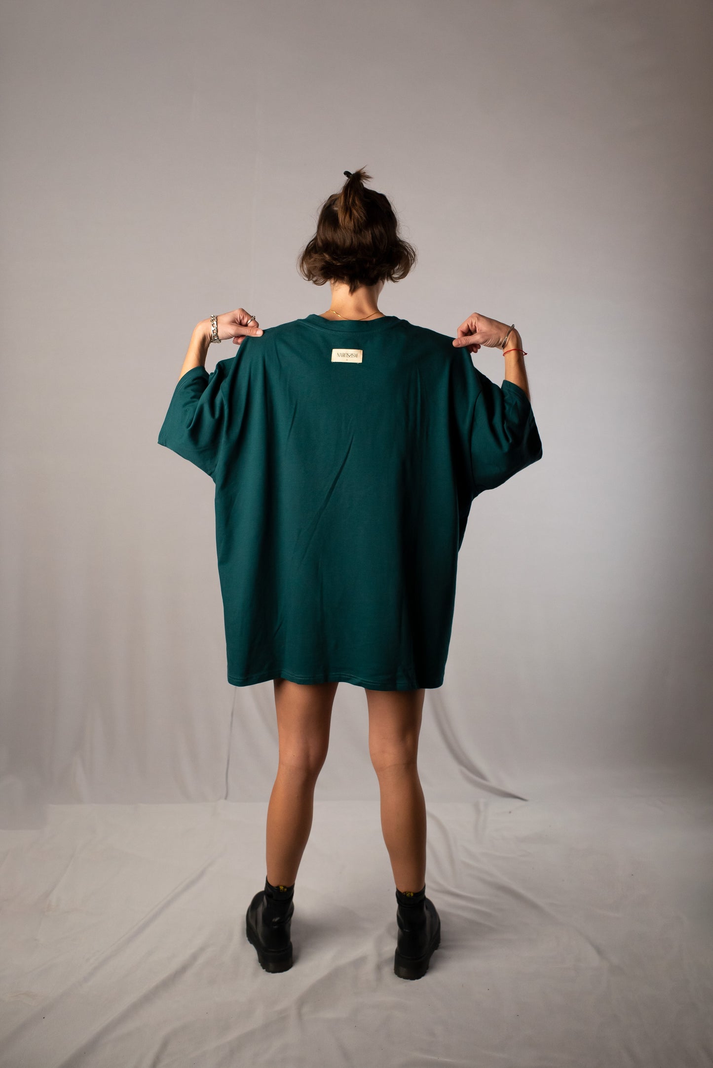 BOYFRIEND BASIC // GREEN // OVERSIZED T-SHIRT.