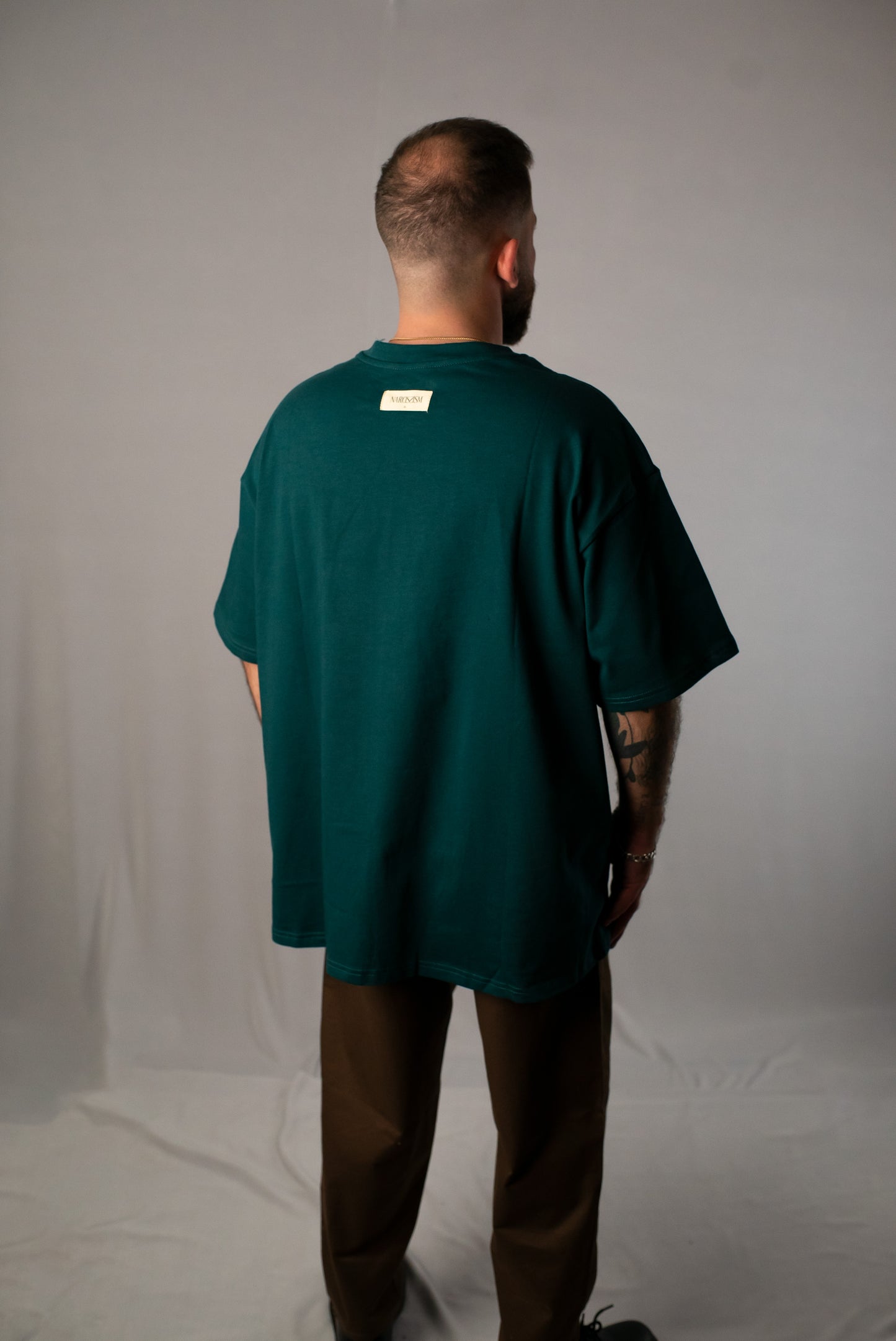 NOAH BASIC // GREEN // OVERSIZED T-SHIRT.