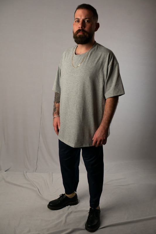 NOAH BASIC // GRAY // OVERSIZED T-SHIRT.